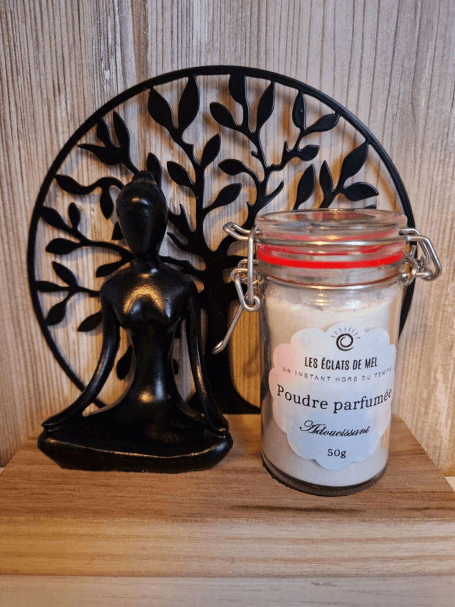Poudre parfumée &quot;Adoucissant&quot; pour aspirateurs.